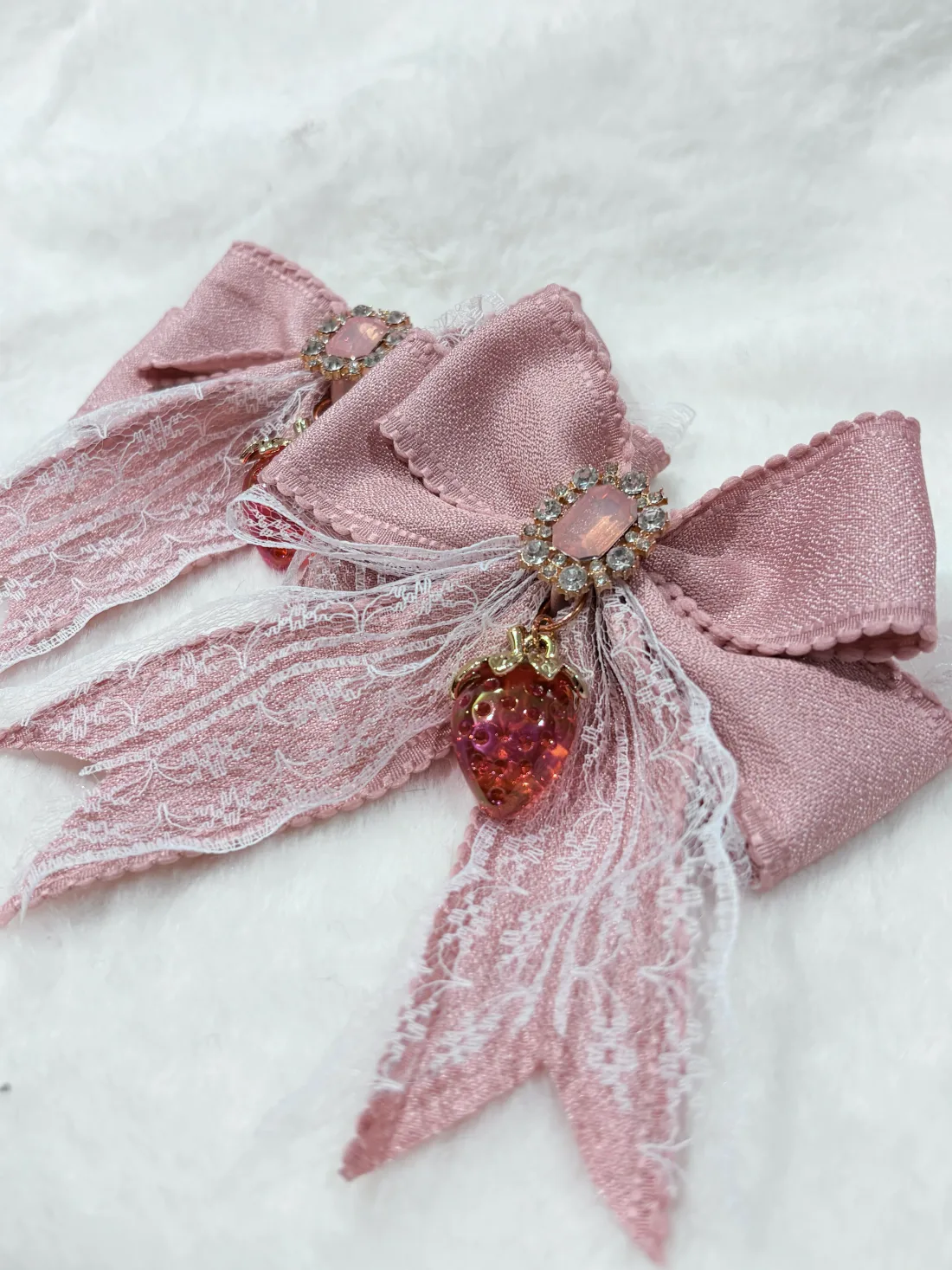 Handmade ribbon by Omochi
