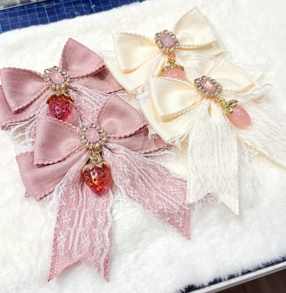 Handmade ribbon by Omochi